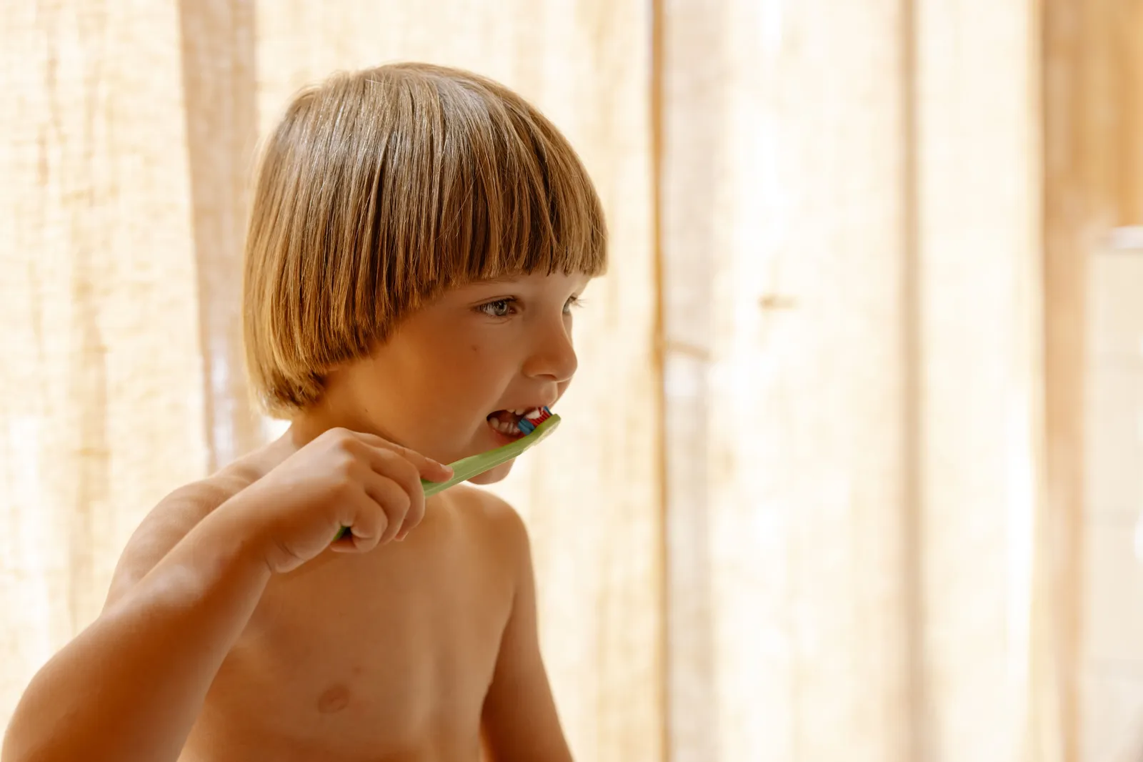 Caries en niños: cómo prevenirlas y cuándo llevarlos al dentista